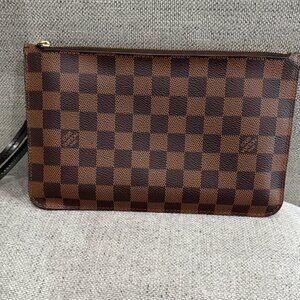 Louis Vuitton Neverfull Damier Ebene Pochette Wristlet Pouch Brown